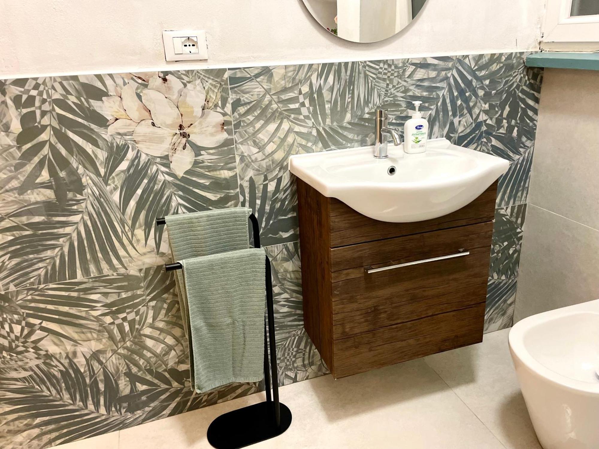 New Apartment 2 Minute From The Port Livorno Ngoại thất bức ảnh
